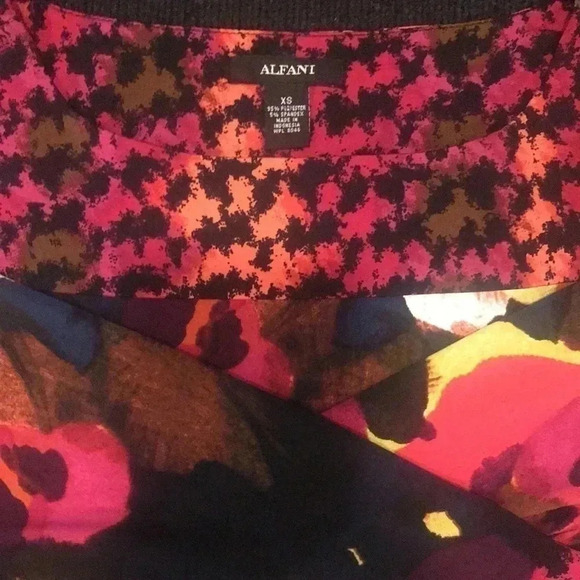 Alfani Floral Multicolor 3/4 Bell Sleeve Mini Dress with Abstract Trim-Size XS - Picture 8 of 11